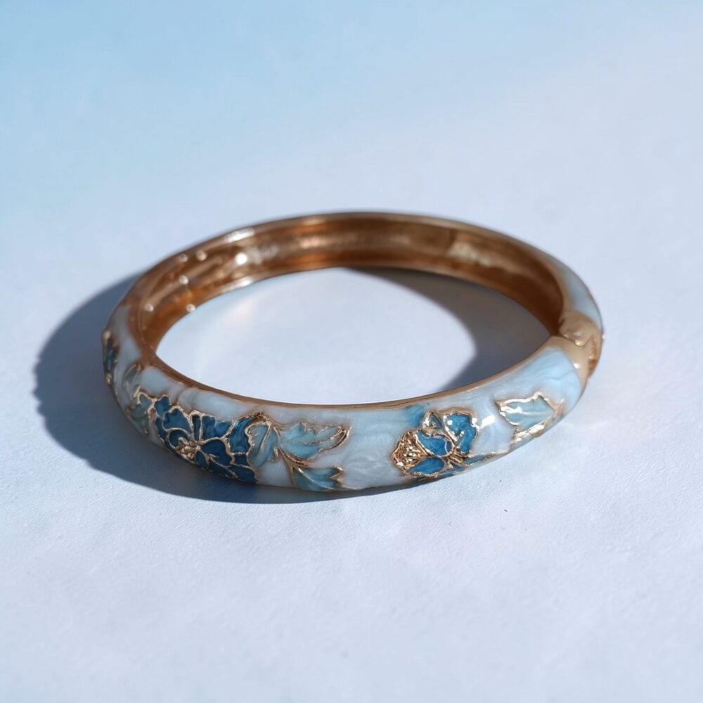 Manchette bleu floral